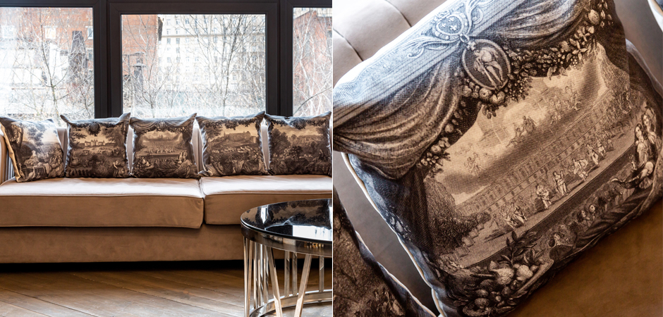 Декоративная подушка Louvre Palace Pillow Декоративная подушка Louvre Palace Pillow - Loft-Concept в Красноярске