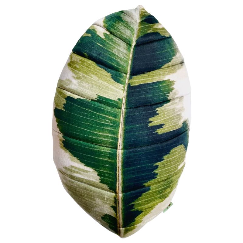Декоративная подушка Botanical Cushion Ficus Elastica Зеленый Салатовый Белый Декоративная подушка Botanical Cushion Ficus Elastica Зеленый Салатовый Белый в Красноярске | Loft Concept