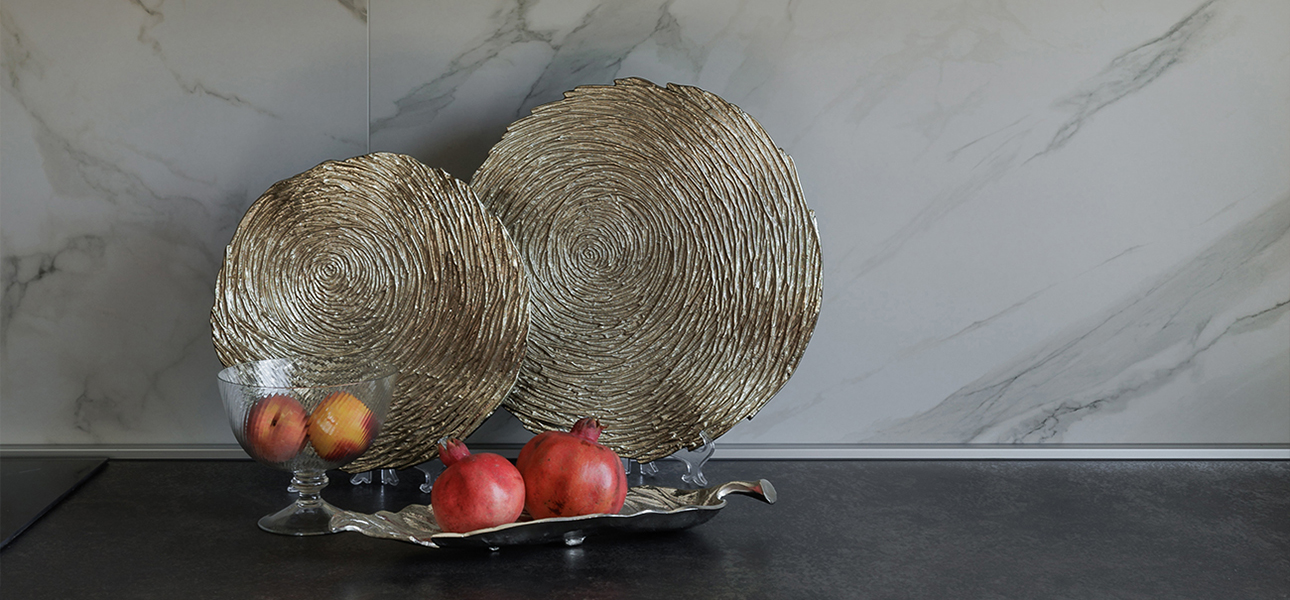 Декор на стену Large space made of aluminum - фото №1