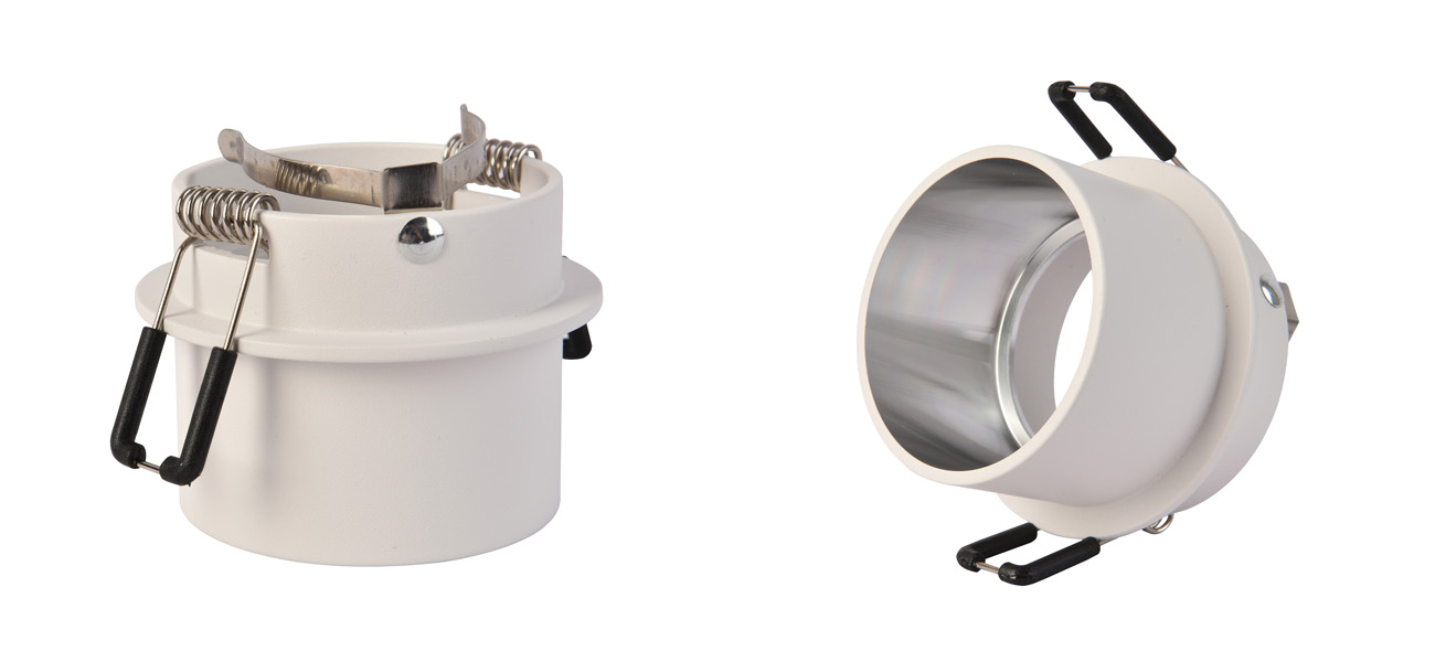 Встраиваемый спот белого цвета Pelly - фото