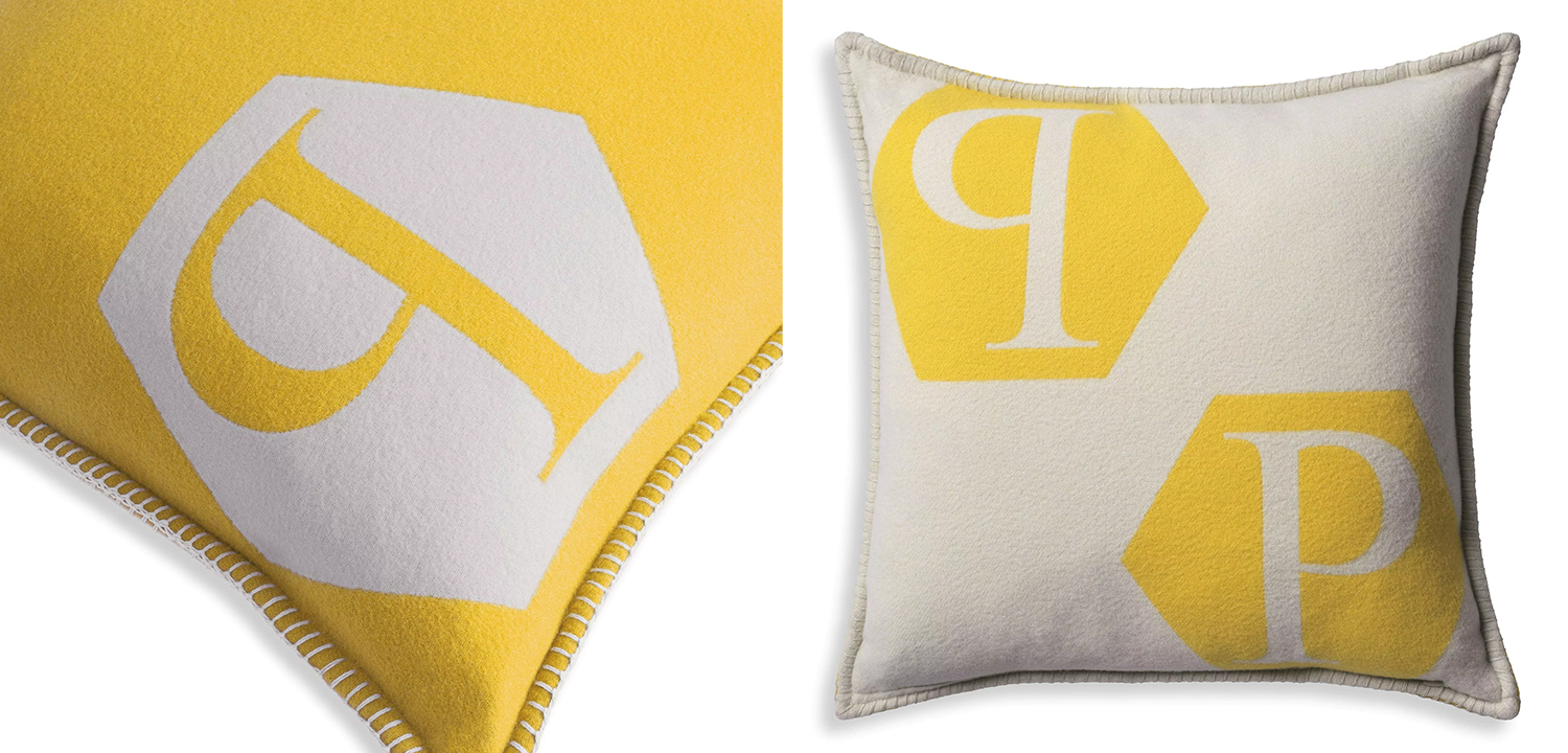 Подушка Philipp Plein Cushion Cashmere PP Logo 65 x 65 Yellow - фото