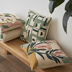 Подушка декоративная зеленого цвета с геометрическим рисунком Divine Abstractions варинант исполнения - 5 | Loft Concept в Красноярске