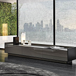 Дизайнерский комод серый с глянцевым фасадом Darren варинант исполнения - 2 | Loft Concept в Красноярске