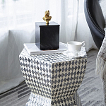 Мраморная шкатулка с бюстом из металла KELLY WEARSTLER варинант исполнения - 11 | Loft Concept в Красноярске