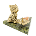 Подсвечник с фигуркой тигра из бронзы и натурального камня змеевик Stone Candlestick варинант исполнения - 1 | Loft Concept в Красноярске