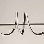 Люстра линейная черного цвета с волнообразным металлическим элементом Luke Lampco Tracer Lamp варинант исполнения - 3 | Loft Concept в Красноярске