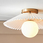 Потолочный светильник с белым плиссированным абажуром Headquarters варинант исполнения - 2 | Loft Concept в Красноярске