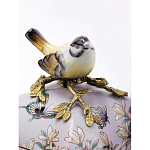 Шкатулка фиолетового цвета с рисунком бабочек и крышкой с фигуркой птицы на ветке Eden Garden варинант исполнения - 4 | Loft Concept в Красноярске