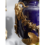 Подсвечник из темно-синего фарфора с бронзовыми элементами и цветами Eden Garden варинант исполнения - 7 | Loft Concept в Красноярске