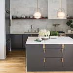 Подвесной светильник с белым плафоном в форме шара в арочной подвеске Hinkley варинант исполнения - 15 | Loft Concept в Красноярске