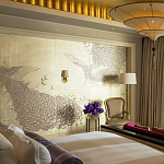 Обои ручная роспись в стиле Арт-деко Whistler Peacocks Special Colourway on 12 Carat White Gold gilded silk варинант исполнения - 1 | Loft Concept в Красноярске