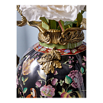 Ваза из фарфора черная с цветочной росписью и бронзовыми элементами Spring Garden варинант исполнения - 5 | Loft Concept в Красноярске