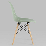 Пластиковый стул на ножках из массива бука Eames Mint варинант исполнения - 2 | Loft Concept в Красноярске
