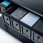 Черная консоль с выдвижными ящиками Monica варинант исполнения - 2 | Loft Concept в Красноярске
