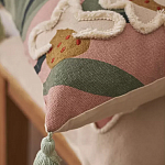 Подушка с цветочным принтом и кисточками Blooming Elegance Daisy варинант исполнения - 7 | Loft Concept в Красноярске