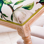 Банкетка из натурального бука золотистая с изображением птиц и цветов Blooming Bird варинант исполнения - 3 | Loft Concept в Красноярске