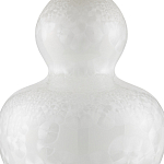 Настольная лампа фарфоровая с плиссированным конусовидным абажуром White Glaze варинант исполнения - 1 | Loft Concept в Красноярске