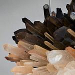 Люстра кргулая светодиодная из дымчатых и прозрачных необработанных кристаллов Raw Crystal варинант исполнения - 1 | Loft Concept в Красноярске