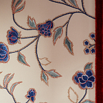 Обои с вышивкой ручной работы Flora Catherine colourway on Liso Pearl wool sateen варинант исполнения - 4 | Loft Concept в Красноярске