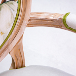 Стул с подлокотниками золотистый из бука с изображением птиц и цветов Blooming Birds варинант исполнения - 3 | Loft Concept в Красноярске