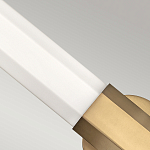 Бра для ванных комнат горизонтальное с длинным белым матовым плафоном в форме шестиугольника на круглом основании Hinkley варинант исполнения - 10 | Loft Concept в Красноярске