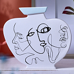 Ваза плоская белая с абстрактными черными линиями в форме лиц Faces of Imagination варинант исполнения - 4 | Loft Concept в Красноярске