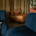 Кожаное модульное кресло коричневое без подлокотников с подушкой Coul Leather Modular Armchair варинант исполнения - 6 | Loft Concept в Красноярске