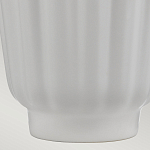 Настольная лампа с белым конусным абажуром и ребристым керамическим основанием Quintiesse варинант исполнения - 6 | Loft Concept в Красноярске