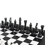 Шахматы классические с черной доской из натурального камня Мрамор Decorative Thematic Chess варинант исполнения - 3 | Loft Concept в Красноярске