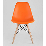 Пластиковый стул на ножках из массива бука Eames Orange варинант исполнения - 4 | Loft Concept в Красноярске