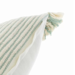 Чехол на подушку мятного цвета с бахромой и объемным узором Ethnic mix варинант исполнения - 3 | Loft Concept в Красноярске