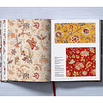 Подарочная  Книга для дизайнеров The Book of Printed Fabrics. 16th - today XXL варинант исполнения - 7 | Loft Concept в Красноярске