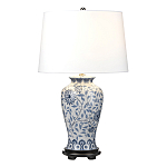 Настольная лампа с керамическим основанием в белом цвете с синим цветочным орнаментом на темной деревянной подставке и тканевым абажуром Elstead Lighting варинант исполнения - 1 | Loft Concept в Красноярске