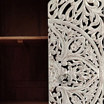 Шкаф с орнаментом ручная резьба из дерева Indian Antique Furniture  варинант исполнения - 3 | Loft Concept в Красноярске