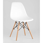 Пластиковый стул на ножках из массива бука Eames White  варинант исполнения - 1 | Loft Concept в Красноярске