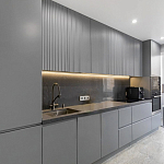 Прямой серый кухонный гарнитур с фрезерованным фасадом Idelle Kitchen Set варинант исполнения - 1 | Loft Concept в Красноярске