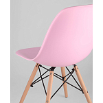 Пластиковый стул на ножках из массива бука Eames Pink варинант исполнения - 3 | Loft Concept в Красноярске