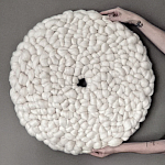 Панно на стену из шерсти мериноса Белый Круг  варинант исполнения - 4 | Loft Concept в Красноярске