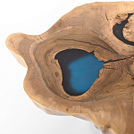 Кофейный стол со столешницей из орехового дерева и эпоксидной смолы Clem Coffee Table варинант исполнения - 1 | Loft Concept в Красноярске