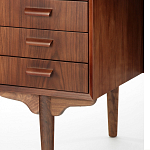 Дизайнерский письменный стол округлой формы с 4-мя ящиками и дверкой с полочками Rili варинант исполнения - 5 | Loft Concept в Красноярске