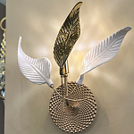 Бра с декоративными белыми и золотыми листьями на текстурном основании Wintery flovers варинант исполнения - 4 | Loft Concept в Красноярске