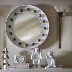 Зеркало белое с круглыми золотыми декоративными элементами Prince of the Church варинант исполнения - 3 | Loft Concept в Красноярске