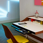 Письменный стол с 2-мя чёрными выдвижными ящиками и нишей с цветными разделителями Ballan варинант исполнения - 6 | Loft Concept в Красноярске