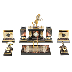 Настольный письменный набор из яшмы и долерита с декором в виде коня Manager Organizer варинант исполнения - 1 | Loft Concept в Красноярске