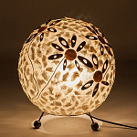 Настольная лампа из перламутра на металлическом каркасе Indonesian Ball варинант исполнения - 4 | Loft Concept в Красноярске