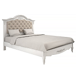 Кровать белая из массива бука с основанием и мягким изголовьем в стиле прованс White Provence варинант исполнения - 1 | Loft Concept в Красноярске