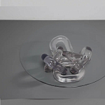 Дизайнерский журнальный стол с круглой прозрачной столешницей и основанием в виде цепи Hua Wang варинант исполнения - 2 | Loft Concept в Красноярске