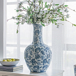 Ваза с классическим узором шинуазри синего цвета Blue & White Ornament  варинант исполнения - 4 | Loft Concept в Красноярске