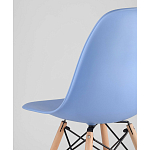 Пластиковый стул на ножках из массива бука Eames Blue варинант исполнения - 3 | Loft Concept в Красноярске