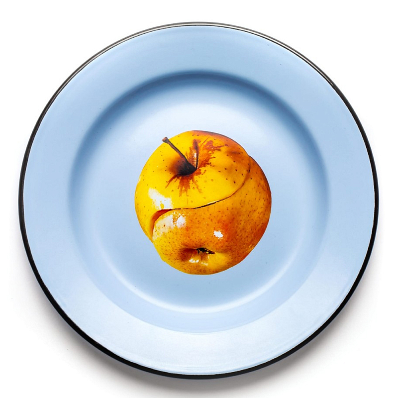 Тарелка Seletti Apple Голубой Коричневый Тарелка Seletti Apple Голубой Коричневый в Красноярске | Loft Concept